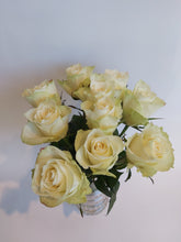 Last inn bildet i Galleri-visningsprogrammet, Rosebukett av våre kvalitetsroser
